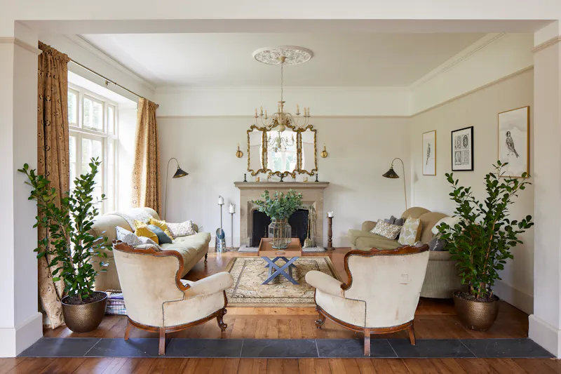 Drawing room at Classy West Sussex Mansion, E535 (photo 10)
