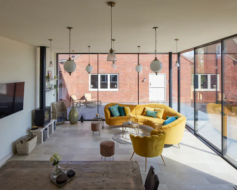 Classy West Sussex Mansion, E535 (photo 9)