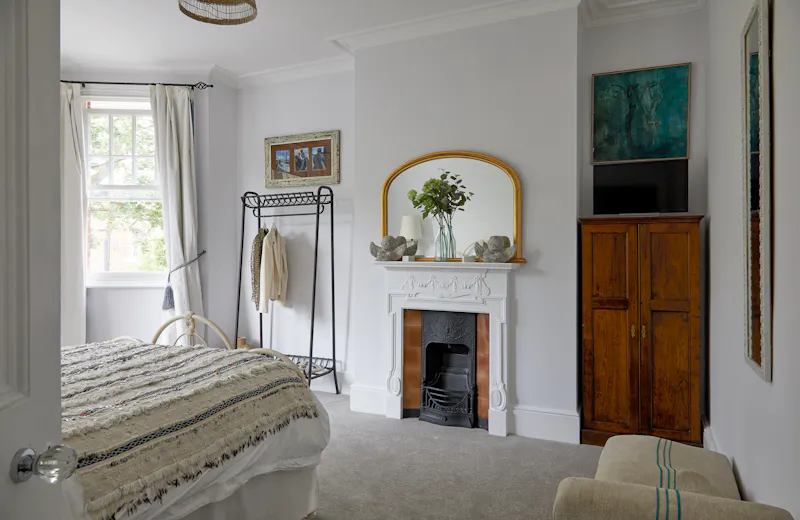 Stylish Streatham family home, E410 (photo 23)