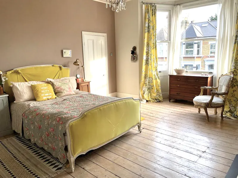 Bedroom at Stoke Newington Victorian Home, B1208 (photo 9)