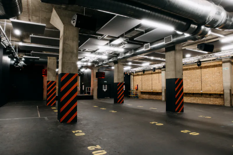 Tottenham Hale industrial venue, N545 (photo 6)