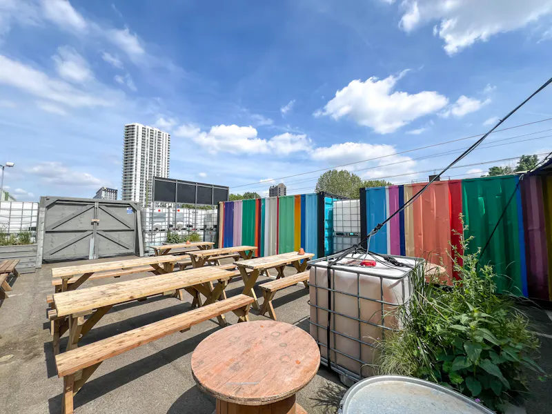 Roof terrace at Tottenham Hale industrial venue, N545 (photo 23)