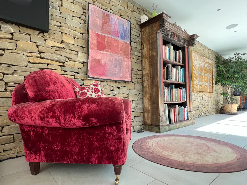 Exposed brick at Tranquil architect Oxford house, K507 (photo 7)