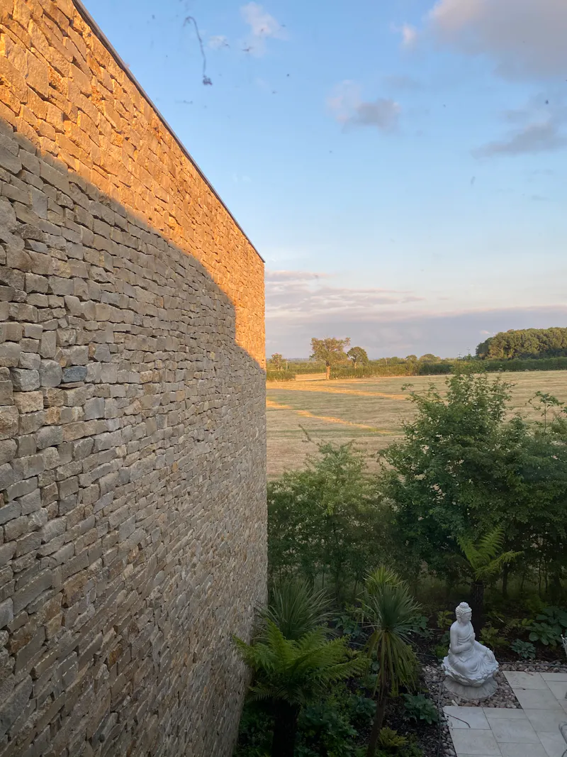 Views - country at Tranquil architect Oxford house, K507 (photo 37)