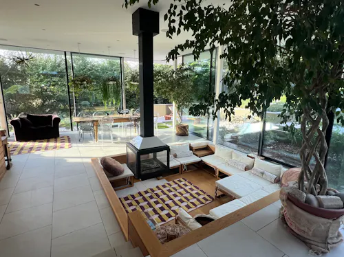 Tranquil architect Oxford house, K507
