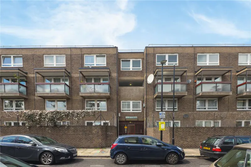 Shoreditch council flat, F1247 (photo 1)