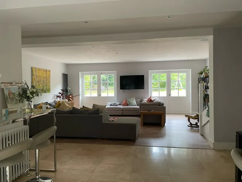 Living Room at Purley Modern country house, D2081 (photo 5)