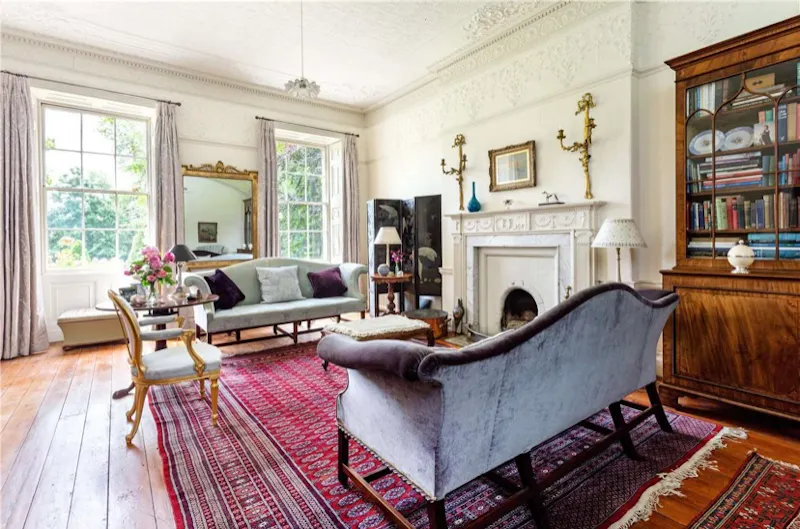 Drawing room at Palatial Lincolnshire Manor, A1636 (photo 5)