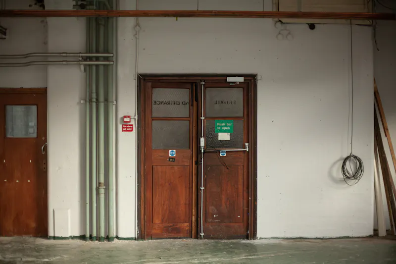 Entrance hall at Stratford Industrial Factory Space, N556 (photo 1)