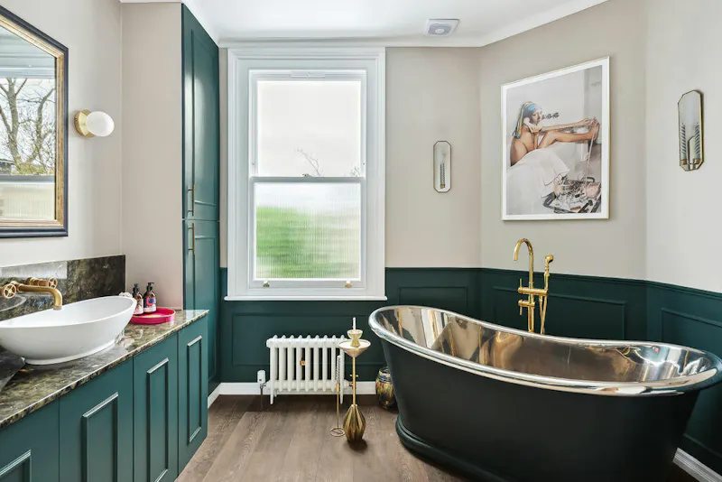 Panelling at Stunning Lewisham House, B2050 (photo 18)