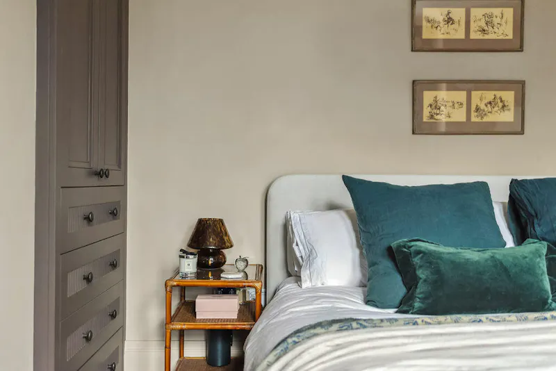 Stunning Lewisham House, B2050 (photo 14)
