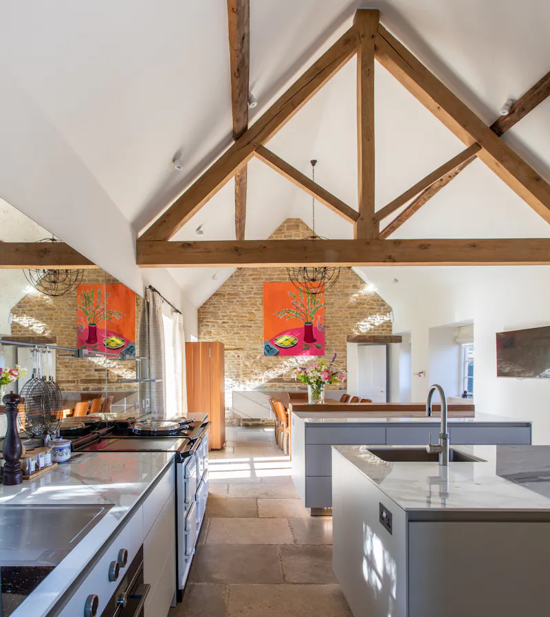 Open plan at Stately Oxfordshire Manor, M365 (photo 13)