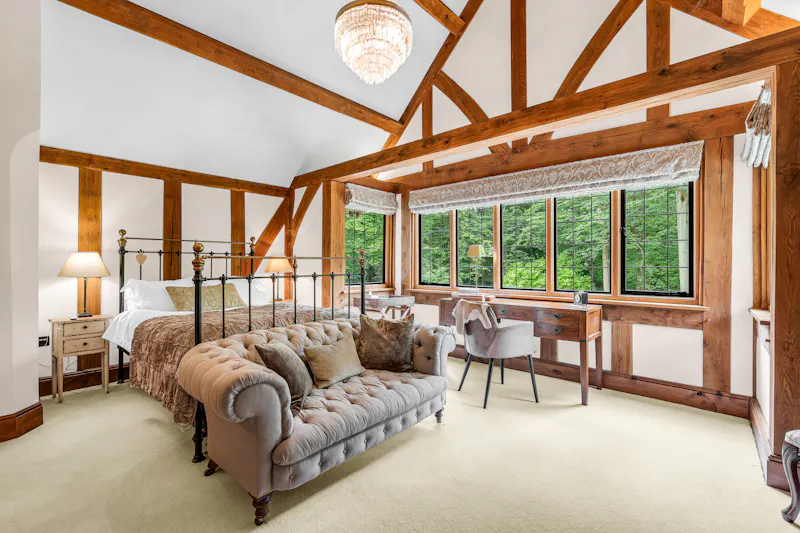 Bedroom at Oak Framed Hertfordshire Home, M273 (photo 16)