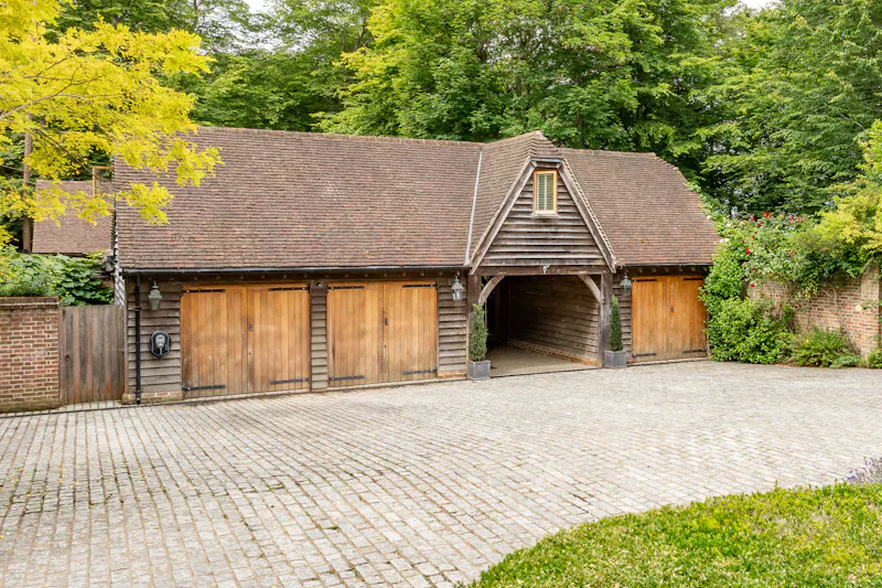 Stable / Outbuildings at Oak Framed Hertfordshire Home, M273 (photo 34)