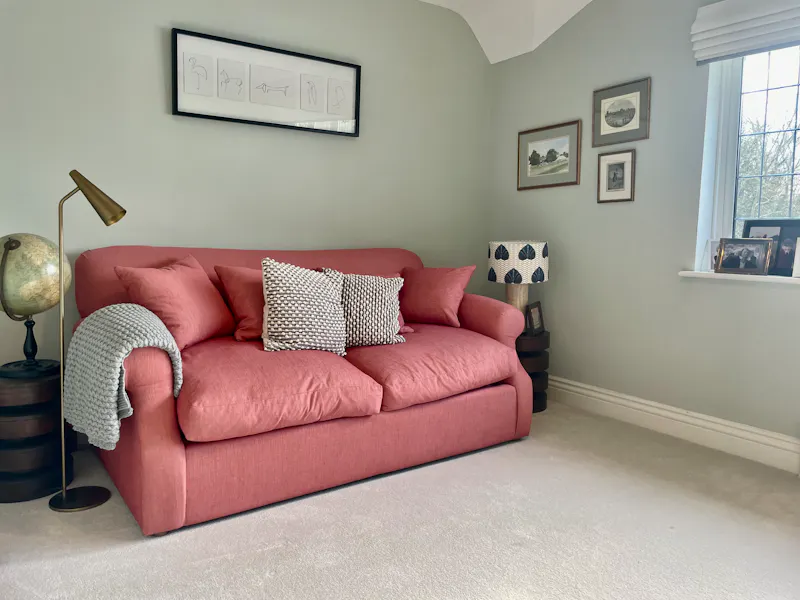 Sitting room at Vesitile Hampshire Pool House, D2785 (photo 12)