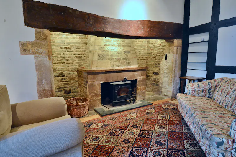 Fireplace at Traditional Tudor House Badsey, M364 (photo 4)