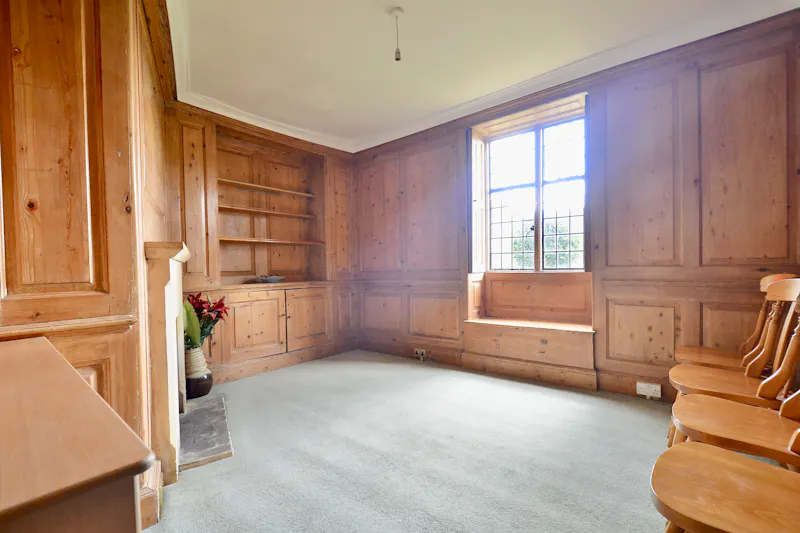 Traditional Tudor House Badsey, M364 (photo 8)