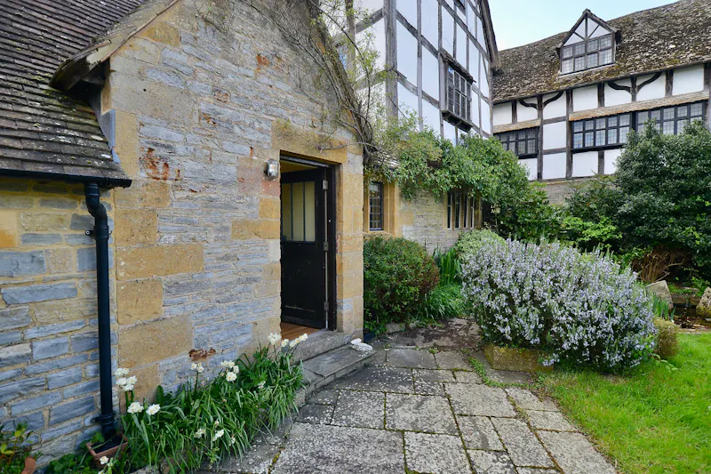 Traditional Tudor House Badsey, M364 (photo 29)