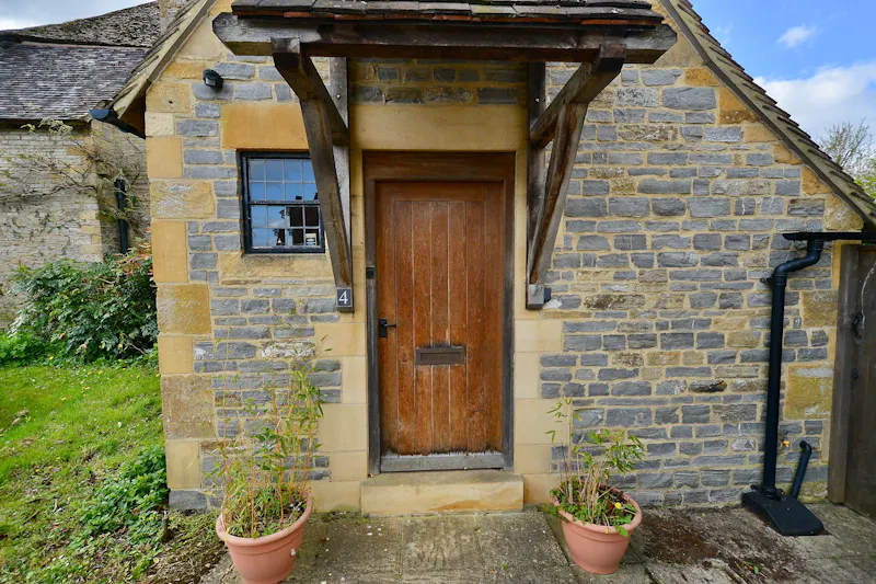 Traditional Tudor House Badsey, M364 (photo 25)