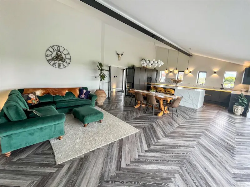Open plan at Modern-Build Bungalow Selmeston, D2789 (photo 9)