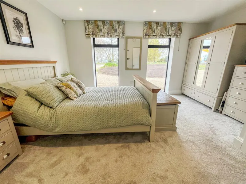 Bedroom at Modern-Build Bungalow Selmeston, D2789 (photo 15)