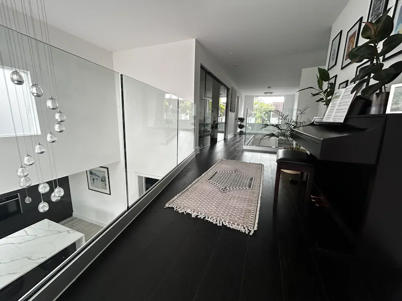 Landing at Modern St Albans Home, D2786 (photo 14)