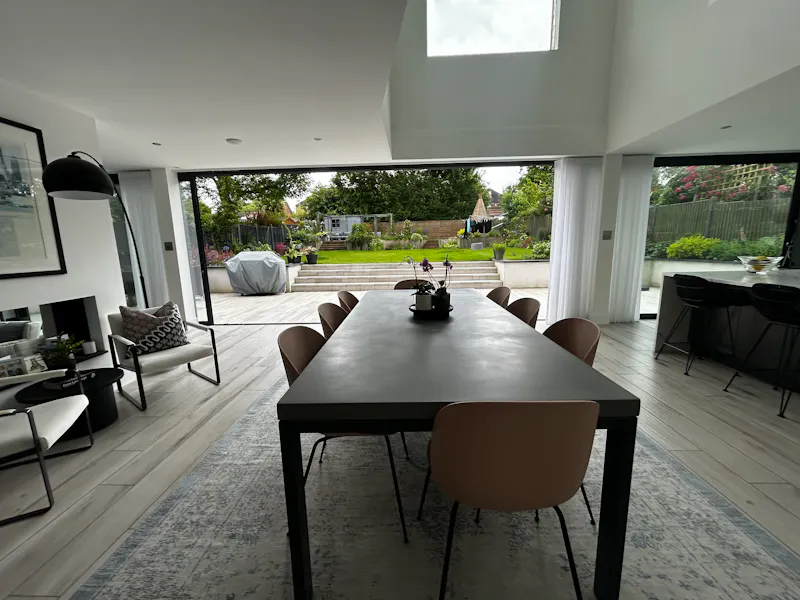 Modern St Albans Home, D2786 (photo 7)
