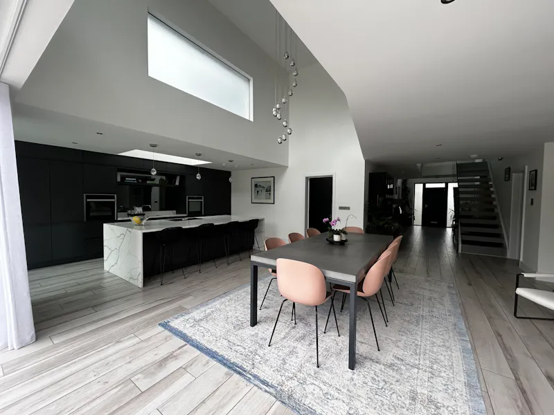 Modern St Albans Home, D2786 (photo 4)