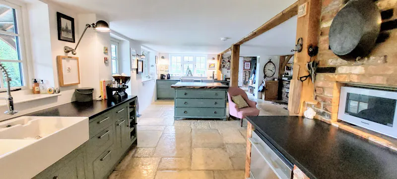 Homely Farmhouse Hampshire, L760 (photo 12)