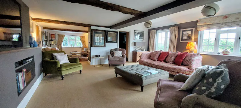 Homely Farmhouse Hampshire, L760 (photo 4)
