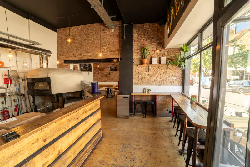 Thornton Heath Pizzeria, R874 (photo 5)