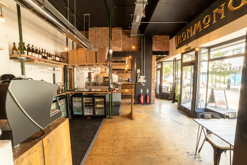 Floor - wooden at Thornton Heath Pizzeria, R874 (photo 6)