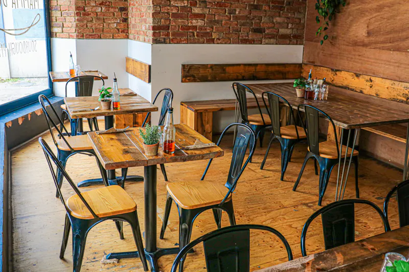 Thornton Heath Pizzeria, R874 (photo 10)