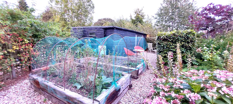 Shed at Homely Farmhouse Hampshire, L760 (photo 48)