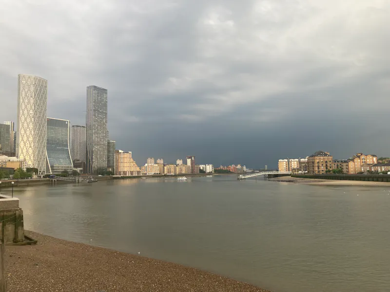 Views - city at Limehouse River View House, A1637 (photo 14)