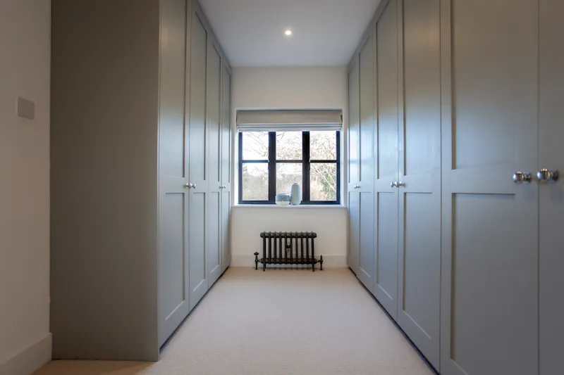 Panelling at Smart Surrey Home, D2791 (photo 16)