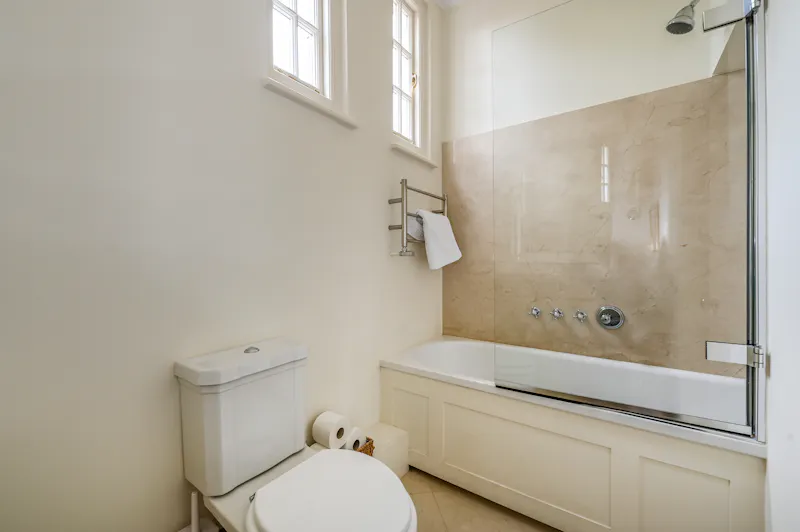 Floor - tiled at Classy Edwardian Home Wiston, E536 (photo 23)