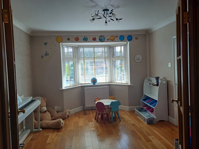 Floor - wooden at Suburban Home Buckinghamshire, B2054 (photo 16)