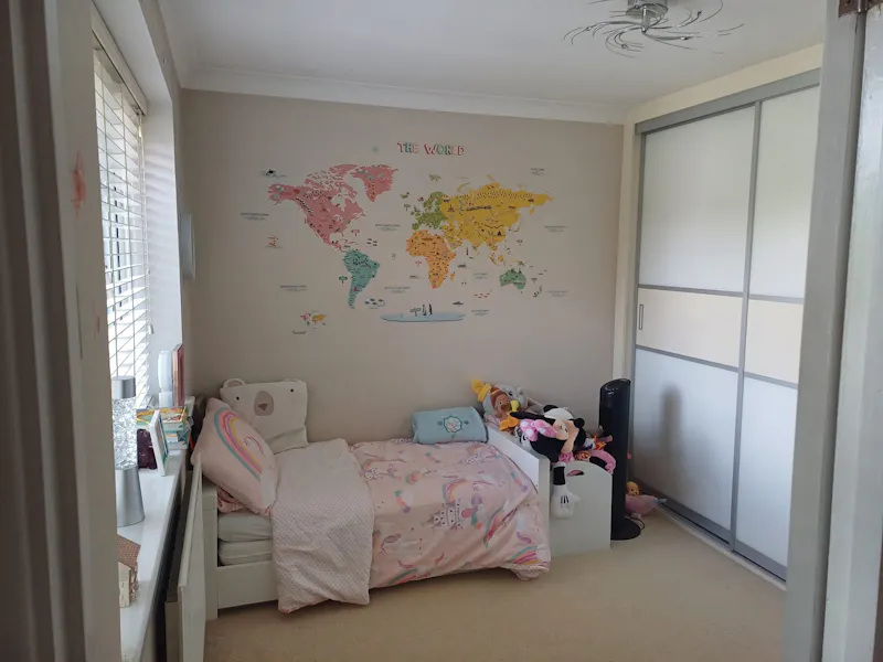 Bedroom at Suburban Home Buckinghamshire, B2054 (photo 14)