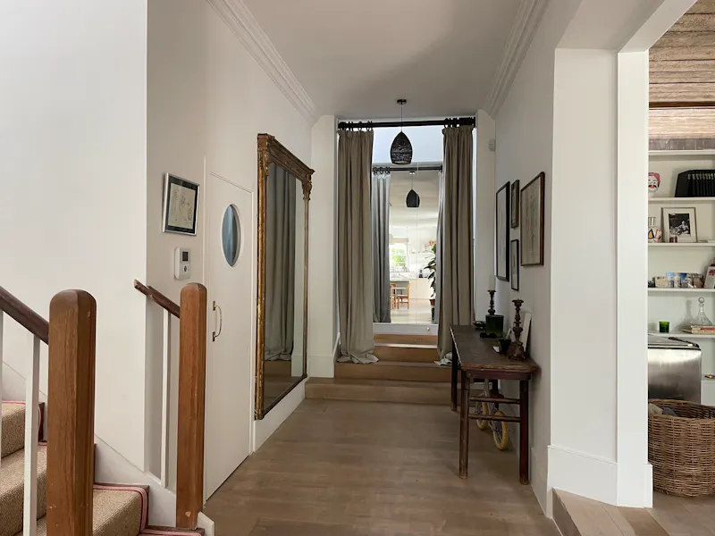 Mid-century cool in NW10, B2023 (photo 2)