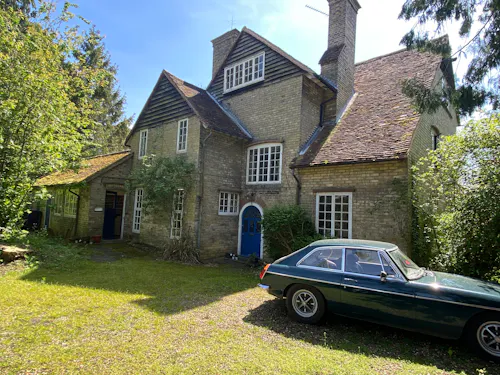 Bohemian Letchworth house, M369