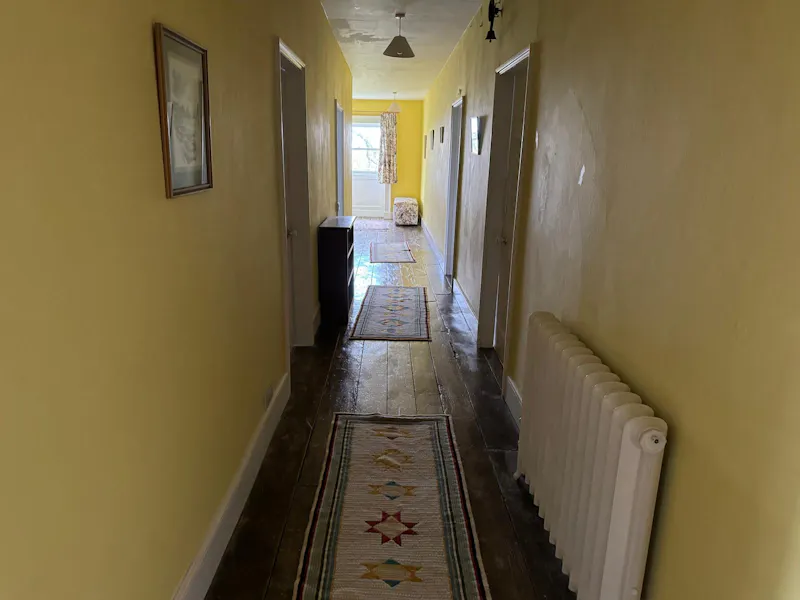 Corridor at Georgian Stately Hereford Home, A1638 (photo 17)