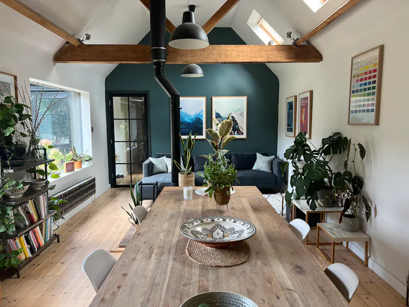 Dining room at Hartfield barn conversion, L708 (photo 4)