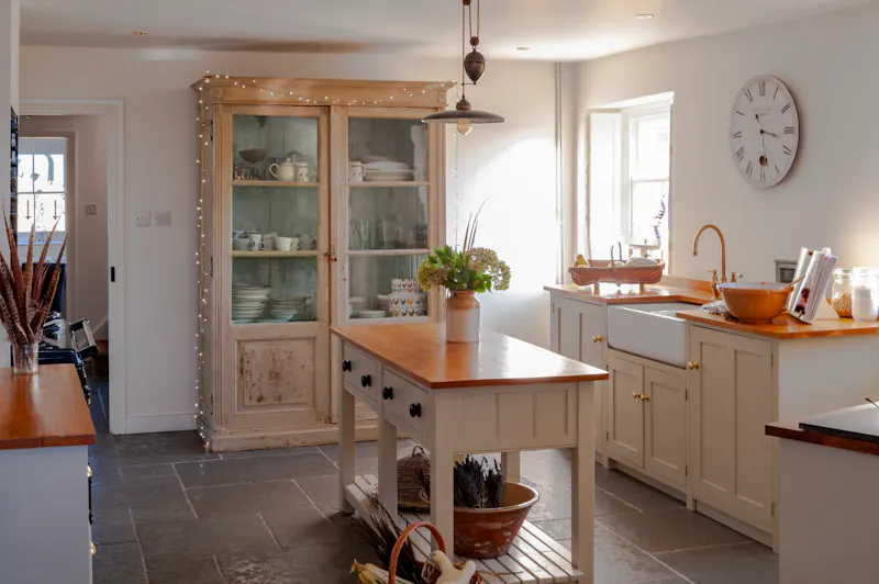 Floor - tiled at Country Home Wells, B2057 (photo 5)