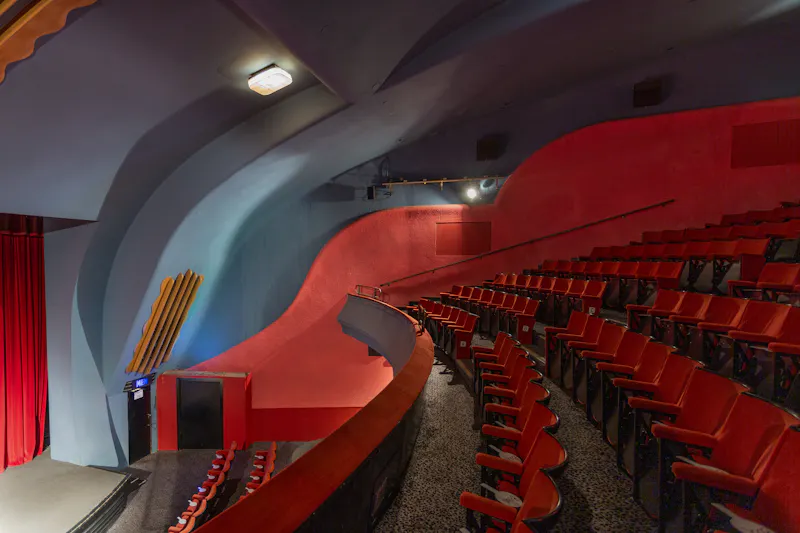 Art Deco-Style Cinema Hackney, P613 (photo 6)