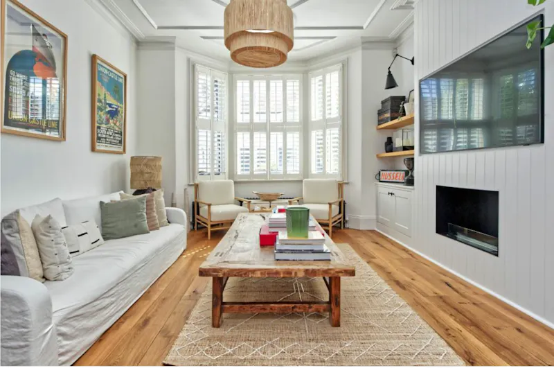 Living Room at Elegant & cool Harlesden home, E538 (photo 5)