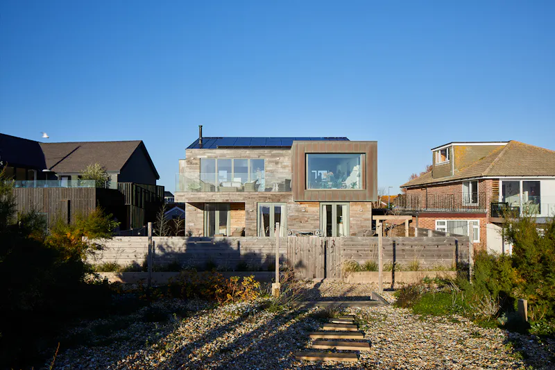 Modern Chichester Beach House, D2794 (photo 46)