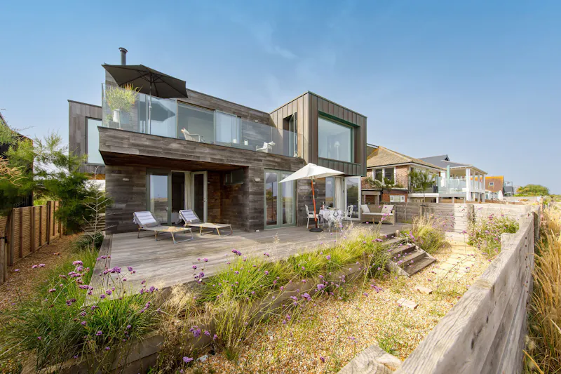 Modern Chichester Beach House, D2794 (photo 48)
