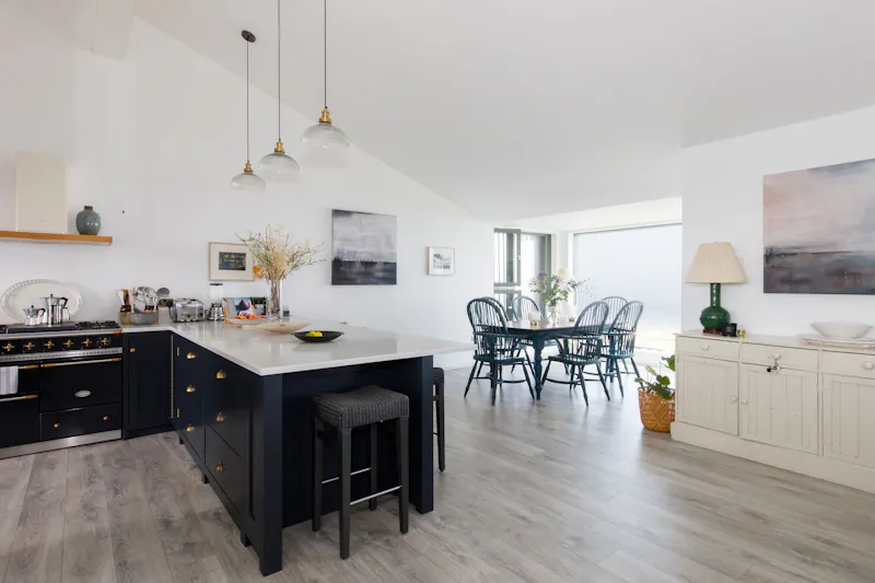 Modern Chichester Beach House, D2794 (photo 11)