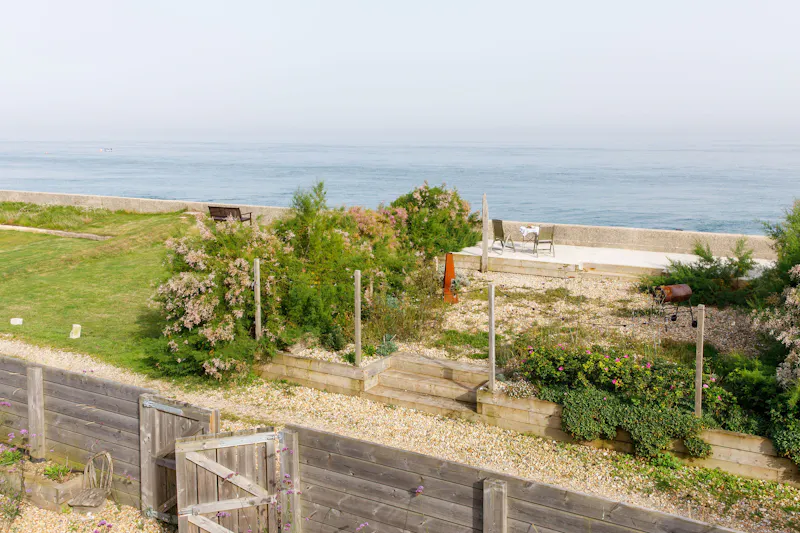 Modern Chichester Beach House, D2794 (photo 51)